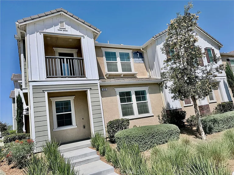 4116 E Coronado Privado — Photo 2