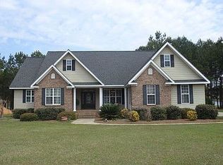 115 Sweetbriar Lakes Dr, Thomasville, GA 31757