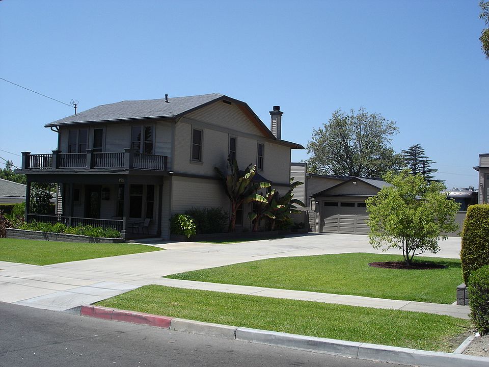1st image of 375 N Hervey Ave