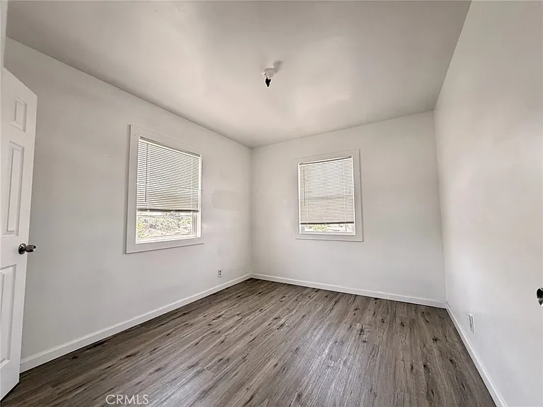 2433 W Beverly Blvd #1/2 — Photo 10