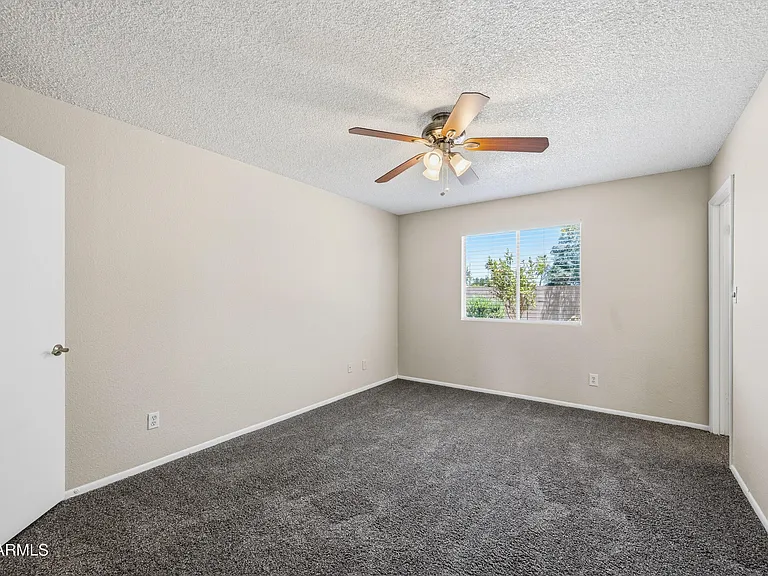 2216 W Straford Dr — Photo 13