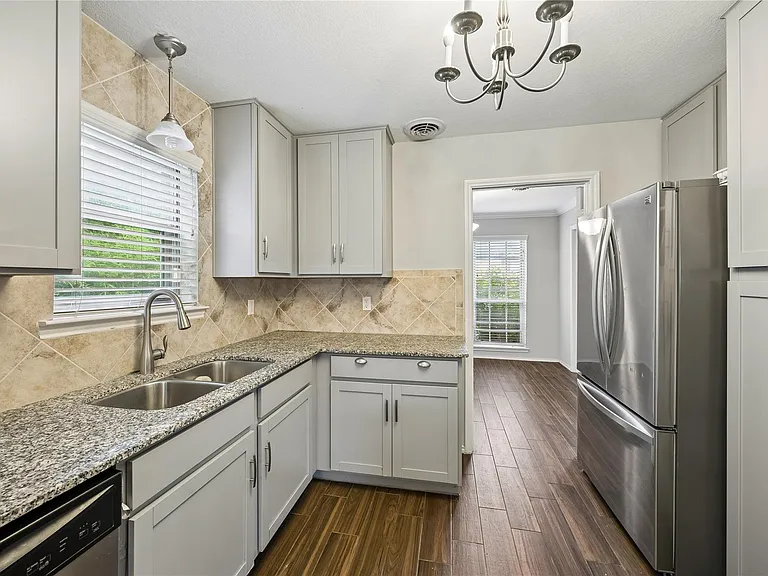 5402 Queensloch Dr — Photo 5