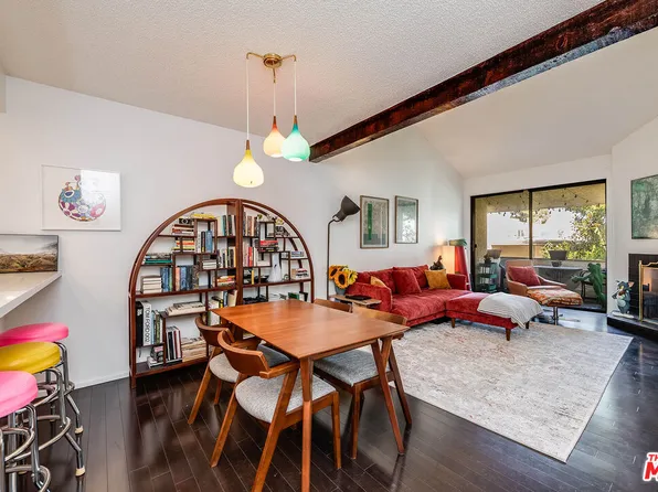 3480 Barham Blvd APT 326, Los Angeles, CA 90068