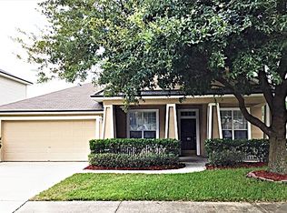 9140 Prosperity Lake Dr, Jacksonville, FL 32244