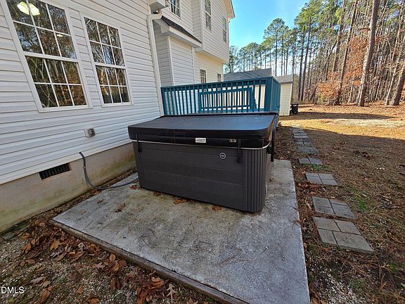 5th image of 143 Rawhide Dr