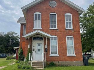 1814 Pershing Blvd #1/2, Clinton, IA 52732