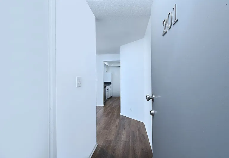 4235 Whitsett Ave #201 — Photo 4