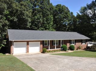159 Knollwood Dr, Wilkesboro, NC 28697