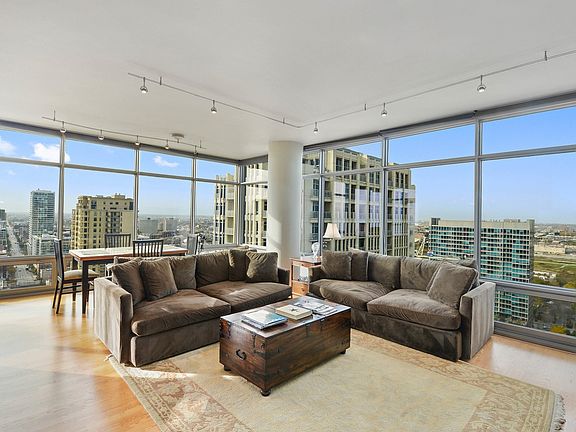 2nd image of 100 14th St #2506