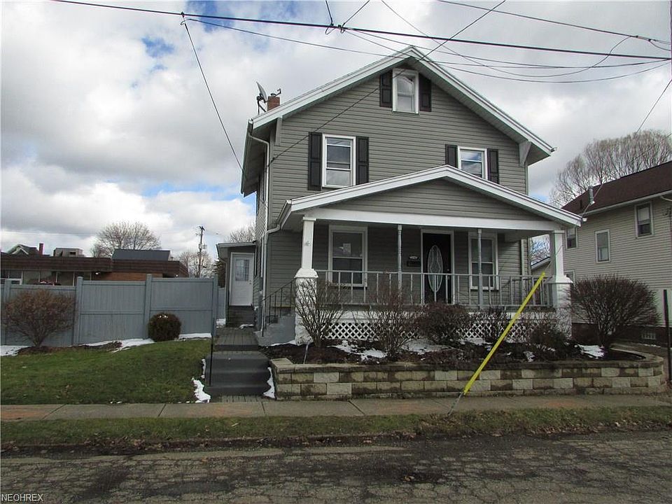 1st image of 320 S Mill St
