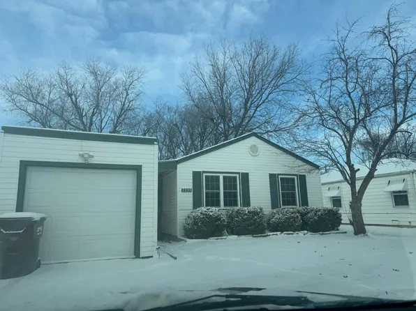 2239 S Grove St, Wichita, KS 67211