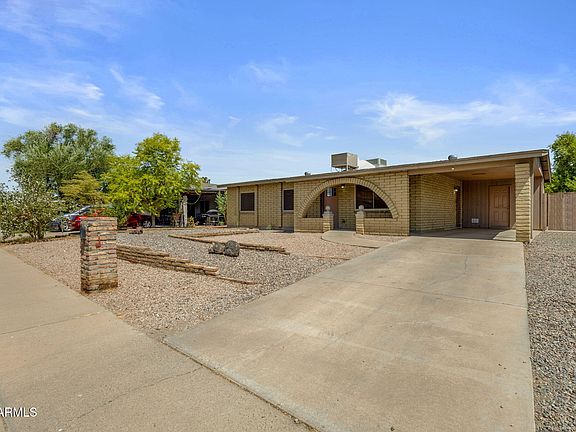 4th image of 1902 E EMERALD Avenue