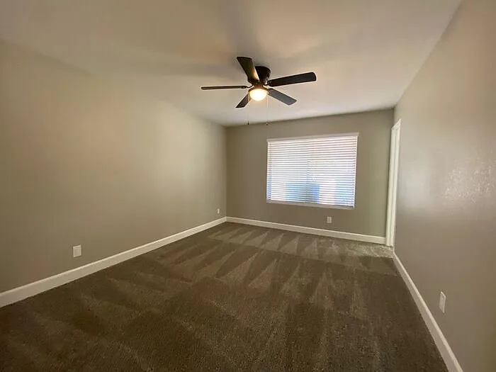 3510 W Carla Vista Dr — Photo 11