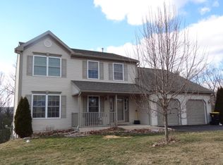 77 Kelsey Dr, Schuylkill Haven, PA 17972