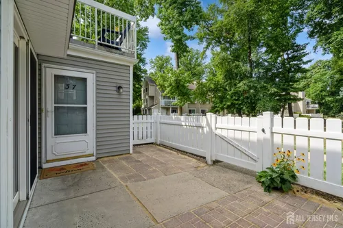 37 Wynwood Dr Photo 1