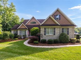 1401 Loch Lomond Dr, Summerfield, NC 27358