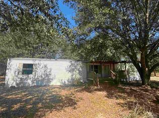 9510 Nichols Lake Rd, Milton, FL 32583