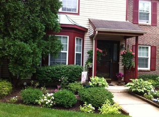 1005 Hemlock Ct, Monmouth Junction, NJ 08852