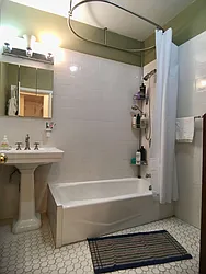 Rented by Moises Farhart, LREB