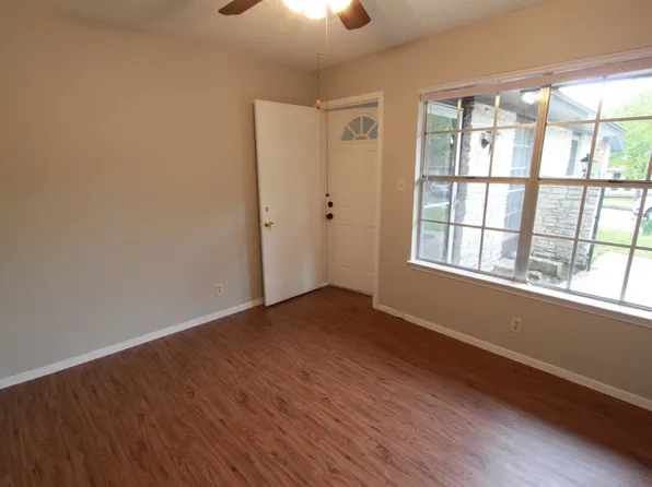 6606 Betty Cook Dr, Austin, TX 78723