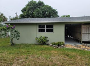 3054 SE Banyan St, Stuart, FL 34997