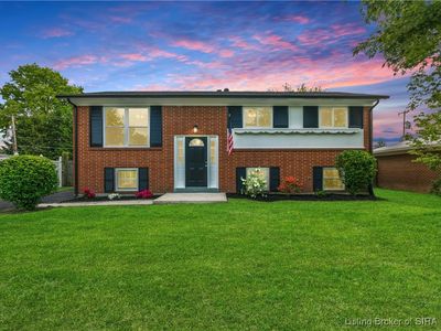 924 Spicewood Drive, Clarksville, IN, 47129