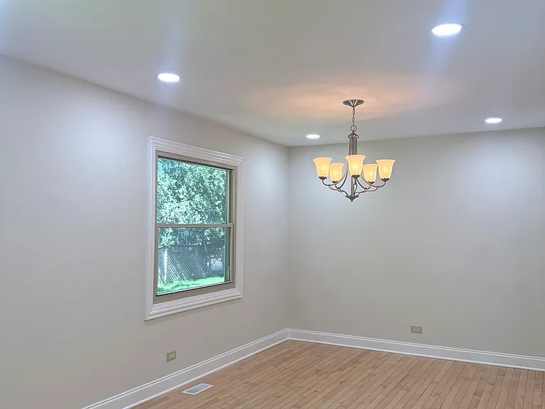 425 Carriage Hill Rd — Photo 12