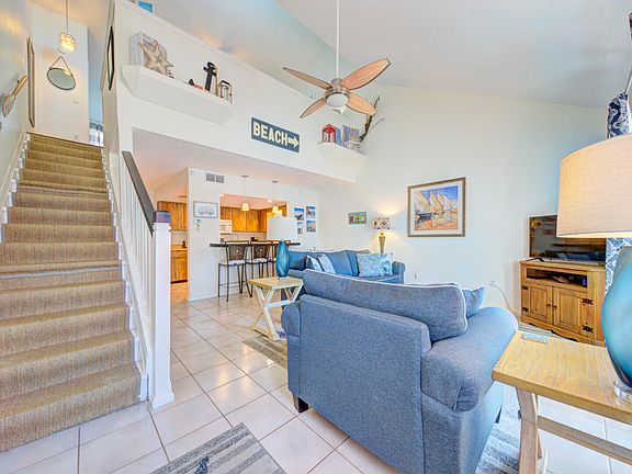 4th image of 106 Garden Beach Ln