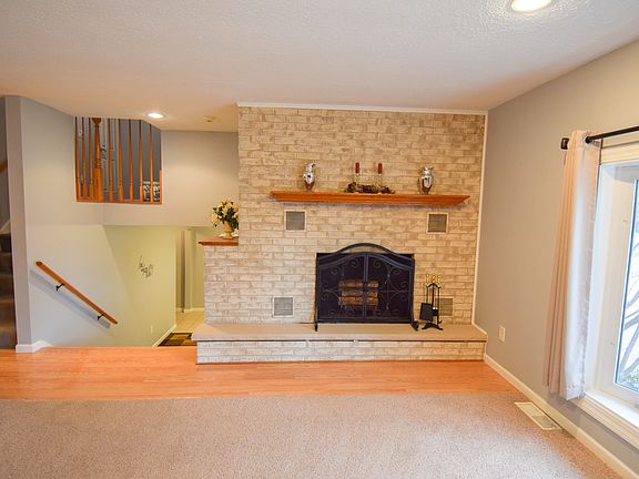 2nd image of 1007 Sheila Dr