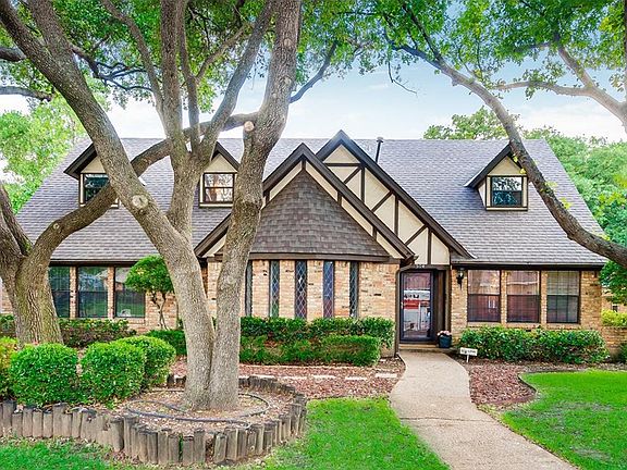 2nd image of 504 Country Green Ln