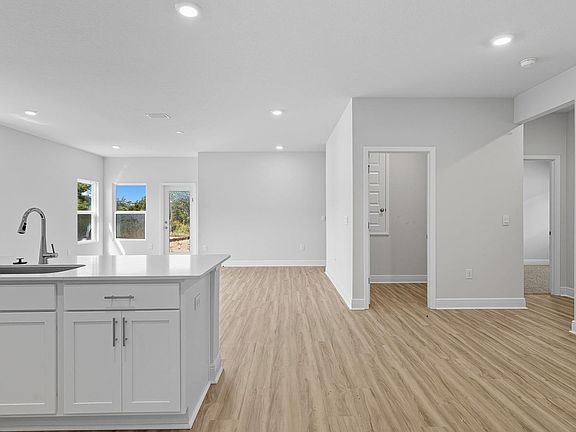 4th image of 6164 Sweet Bay Tree Way
