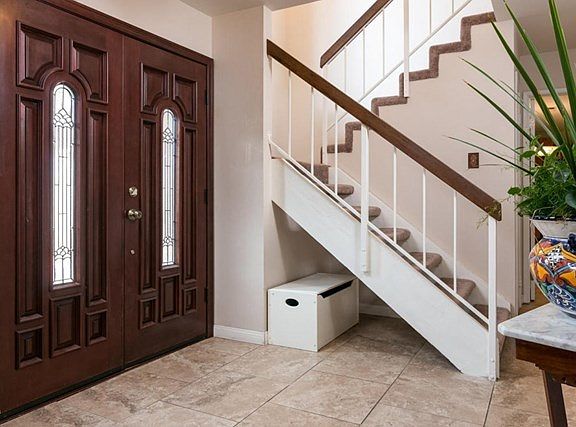4649 Pomona St-MLS_Size-008-24-Entryway-