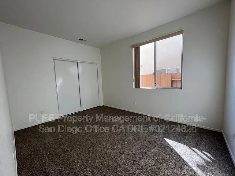 535 Island Breeze Ln — Photo 8
