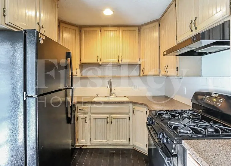 5126 S Delaware Ave — Photo 7