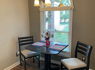 541 Crestview St, Holland, MI 49423