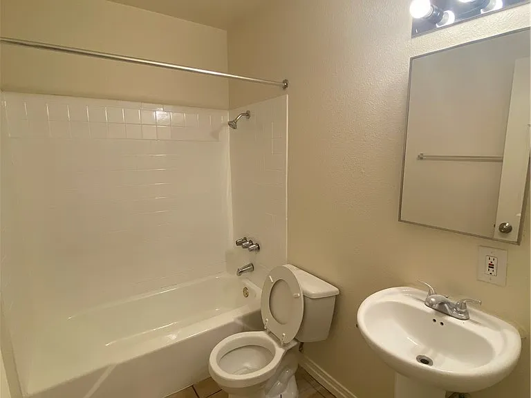 412 W Monroe Ave #20 — Photo 7