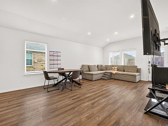 5th image of 5411 Wyndham Ridge Ln