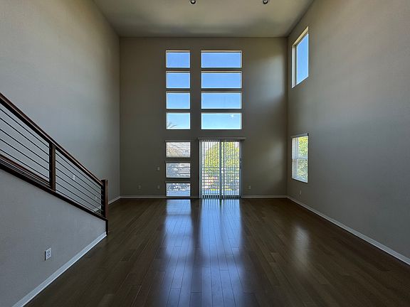 4th image of 1540 W Artesia Sq Unit A
