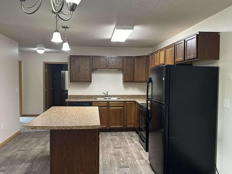 Westport Apartments — Photo 16