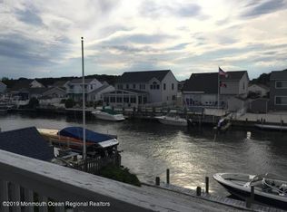 60 Spinnaker Ct, Bayville, NJ 08721