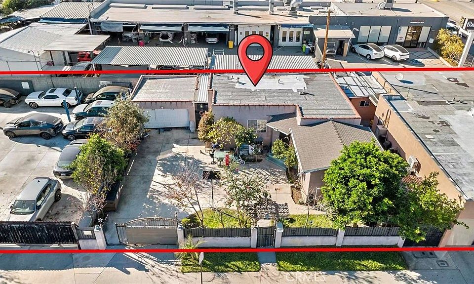 1st image of 2843 Meeker Ave