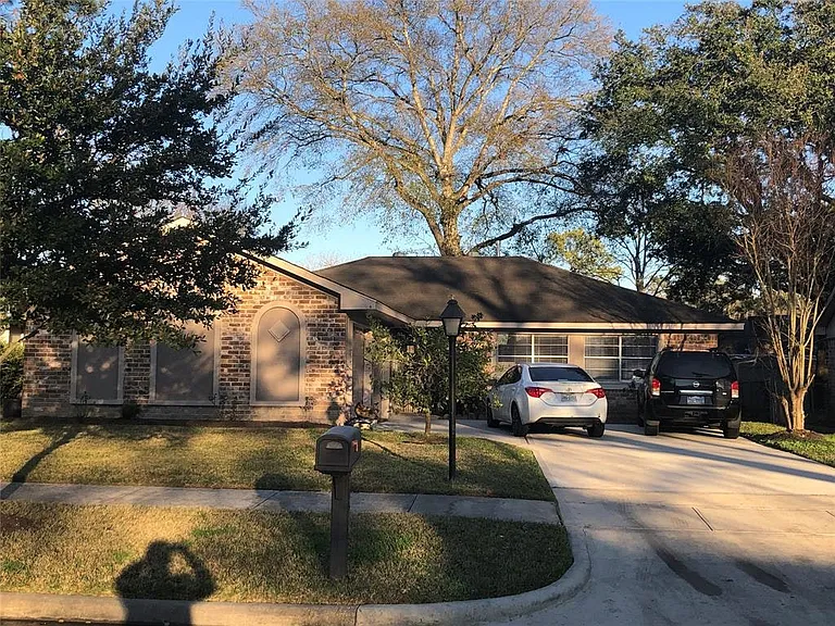 7407 Riptide Dr — Photo 11