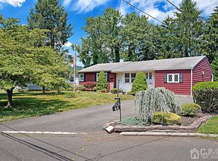 46 Glen Gary Rd, Middlesex, NJ 08846