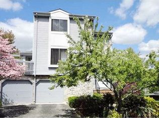 2 Snowbell Ct, East Brunswick, NJ