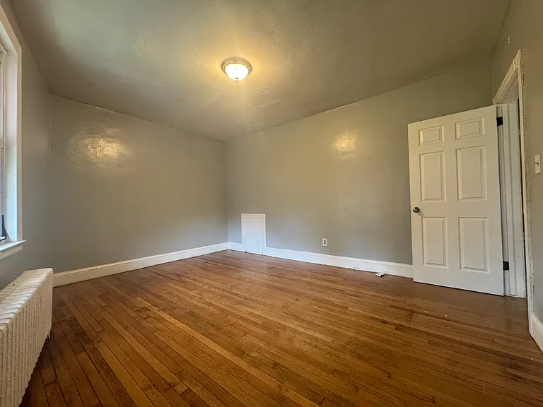 9 Rockville St #C2 — Photo 3