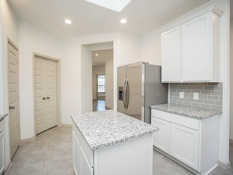 3318 Parker Trace Dr — Photo 14