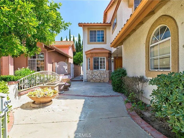 12022 Falcon Crest Way — Photo 6