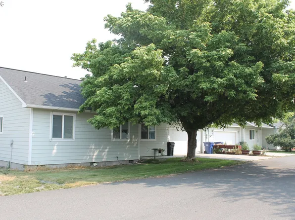 3130 Elm St, Baker City, OR 97814