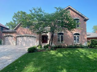 1312 Castle Dr, Park Ridge, IL 60068