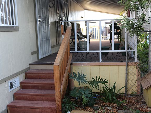 4th image of 200 W San Bernardino Ave Spc 77
